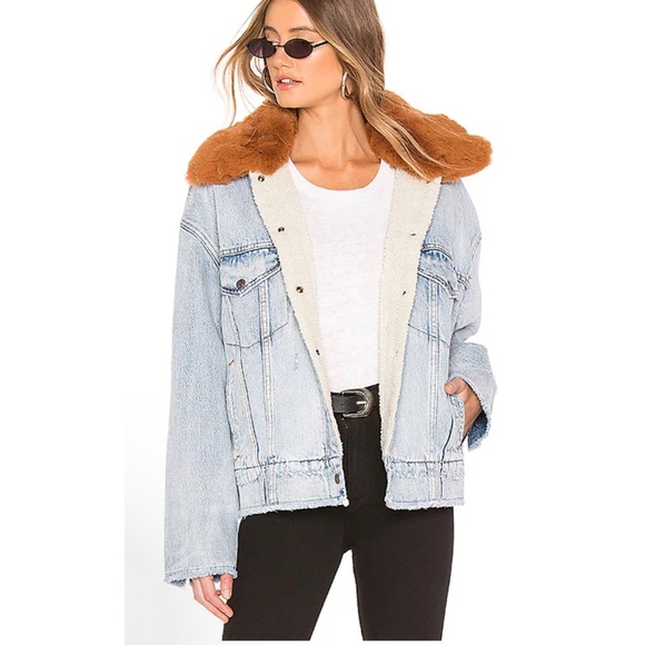 Levi's Oversized Sherpa Trucker Killing Me Softly - Picture 1 of 10